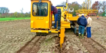 Glasfaserausbau leicht gemacht: Grabenfräsen für Asphalt und robuste Böden!