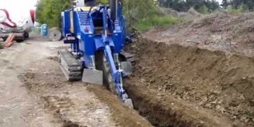 Grabenfräse GM 4 mit Raupenantrieb